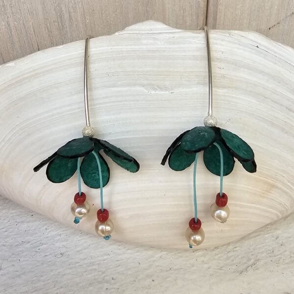 Silver and Turquoise daisy & Pearl Earrings